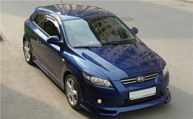 Ресници Kia Ceed